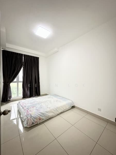 Service Residence for Sale at Meridin Bayvue Serviced Apartment - Kevin Lok - Bedroom - PropertyGuru.com.my