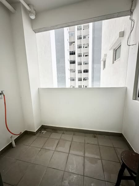 Service Residence for Sale at Meridin Bayvue Serviced Apartment - Kevin Lok - Balcony - PropertyGuru.com.my