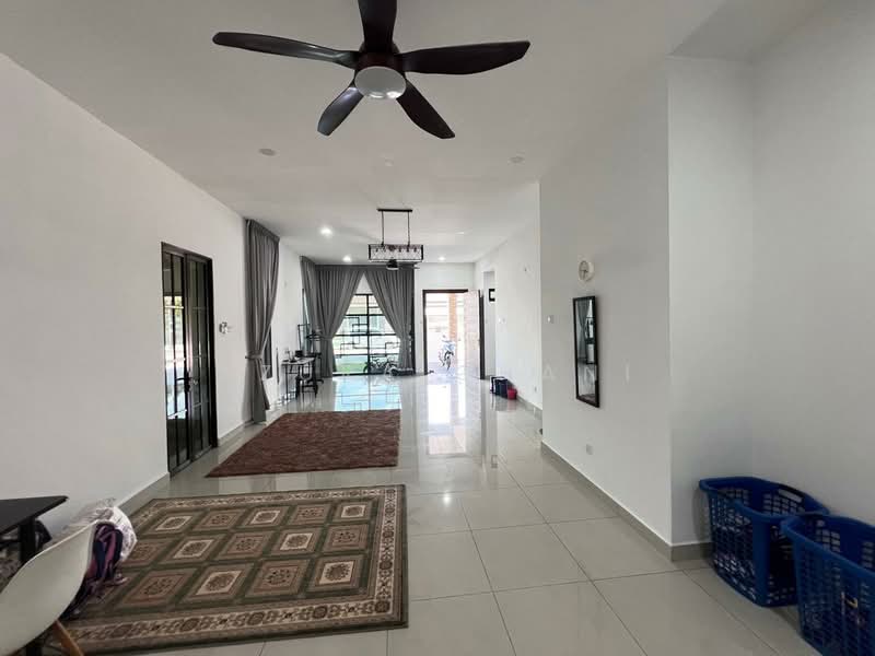 Rumah Banglo untuk Dijual di Kepala Batas (Penang) - Azura Ghani - Living Room - PropertyGuru.com.my