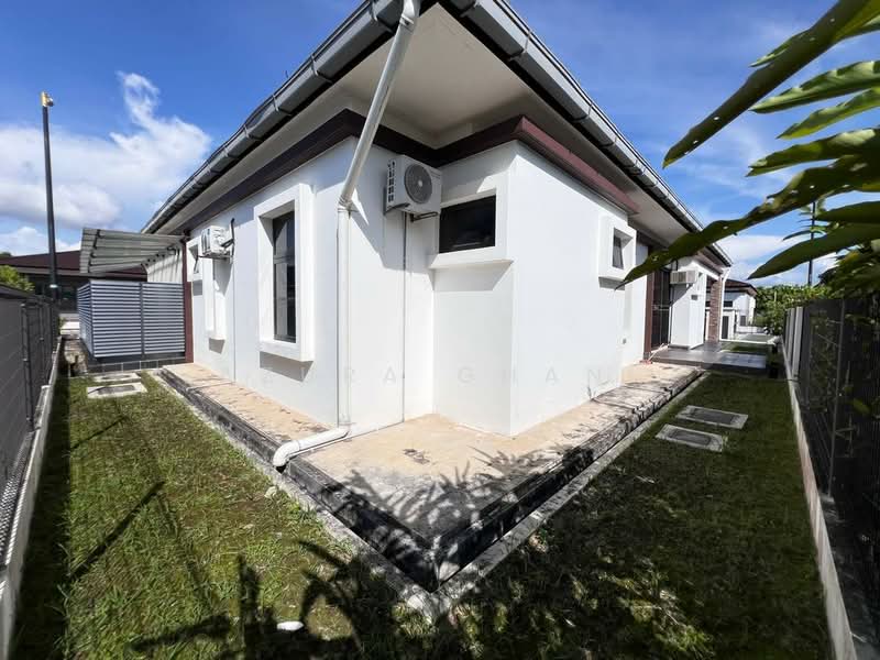 Rumah Banglo untuk Dijual di Kepala Batas (Penang) - Azura Ghani - Exterior - PropertyGuru.com.my