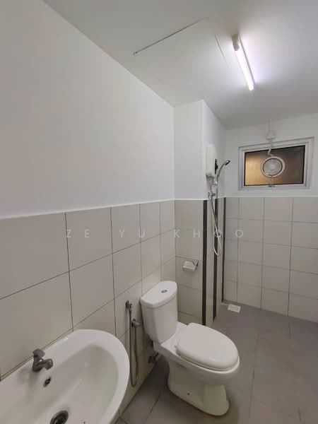 Apartment for Rent at Jalilmas - Ze Yu Khoo - Bathroom - PropertyGuru.com.my
