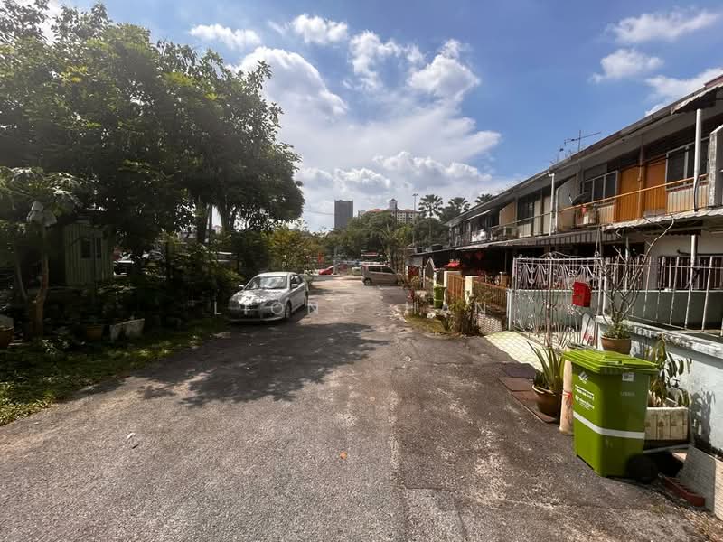 Rumah Teres 2 Tingkat untuk Dijual di Jalan Klang Lama (Old Klang Road) (Kuala Lumpur) - Liong Han - Exterior - PropertyGuru.com.my