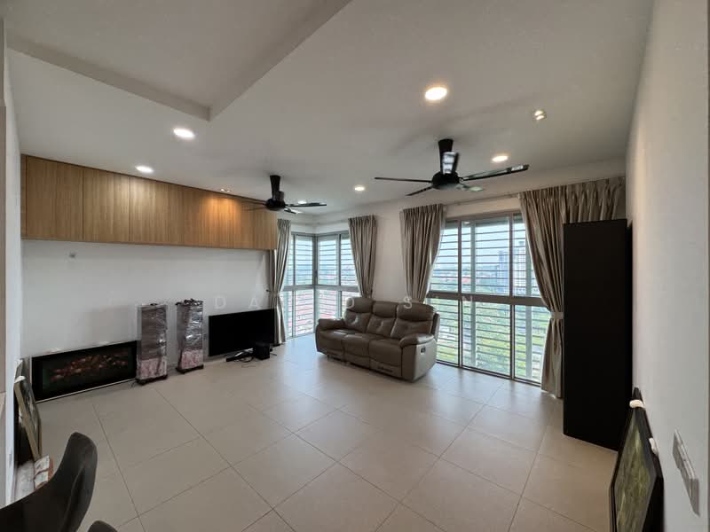 Kediaman Servis untuk Dijual di Cantara Residences - David Sin - Living Room - PropertyGuru.com.my