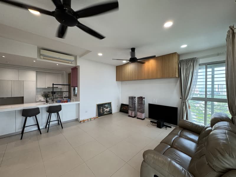 Kediaman Servis untuk Dijual di Cantara Residences - David Sin - Living Room - PropertyGuru.com.my