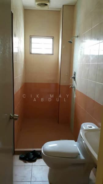 Rumah Teres 2 Tingkat untuk Dijual di Wangsa Murni (Wangsa Maju) - Cik Maya Abdul - Bathroom - PropertyGuru.com.my