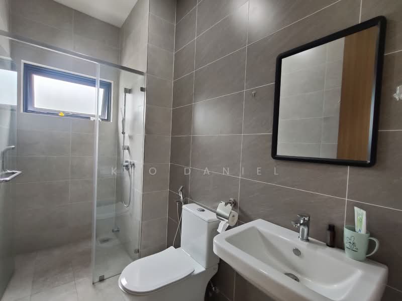 3-storey Terraced House for Rent in BANDAR PUCHONG JAYA (Puchong) - Kho Daniel - Bathroom - PropertyGuru.com.my
