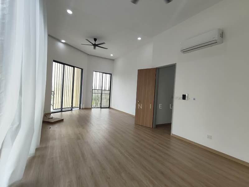 3-storey Terraced House for Rent in BANDAR PUCHONG JAYA (Puchong) - Kho Daniel - Living Room - PropertyGuru.com.my