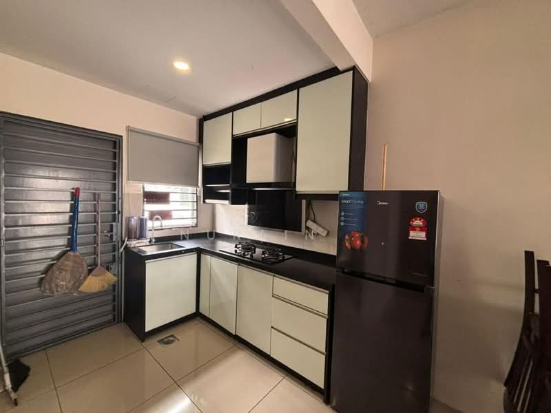 Terraced House for Sale in Kuala Selangor (Selangor) - Nurain . - Kitchen - PropertyGuru.com.my