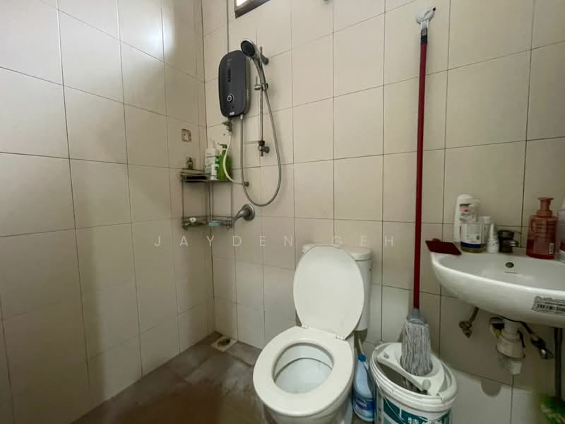 2-storey Terraced House for Sale in Jitra (Kedah) - Jayden Geh - Bathroom - PropertyGuru.com.my