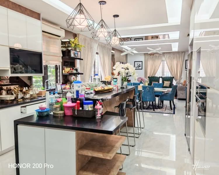 Semi-Detached House for Sale in Saujana Impian (Kajang) - Azli Ibrahim - Kitchen - PropertyGuru.com.my
