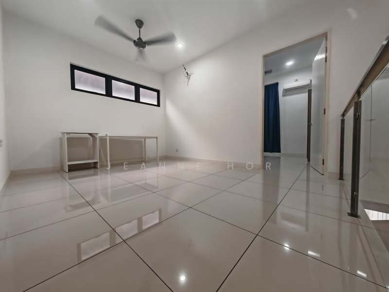 2-storey Terraced House for Rent in 16 Sierra (Puchong) - Jeanne Hor - 2nd floor family area/living hall - PropertyGuru.com.my