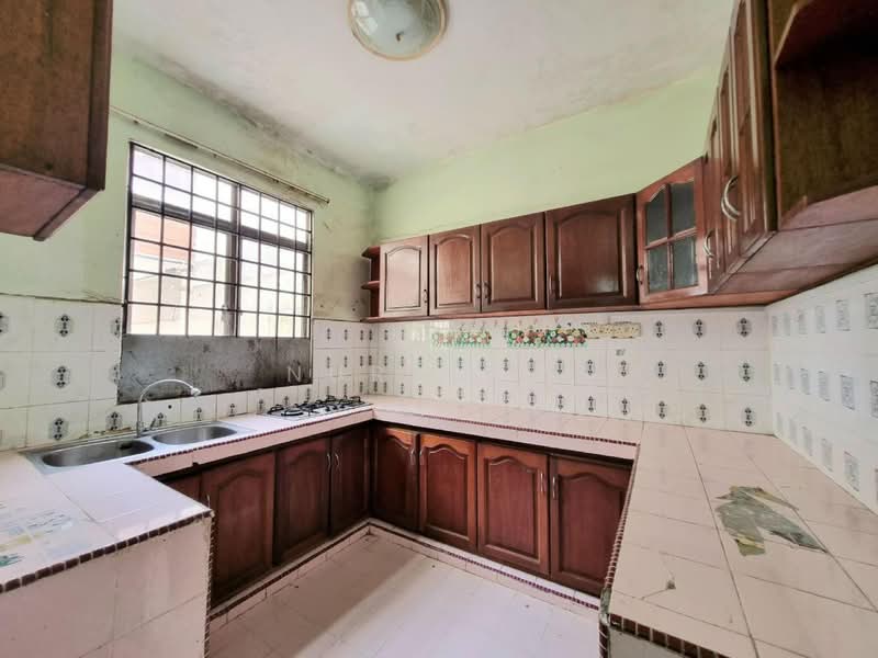 Cluster House for Sale in Puncak Alam (Selangor) - Nurain . - Kitchen - PropertyGuru.com.my