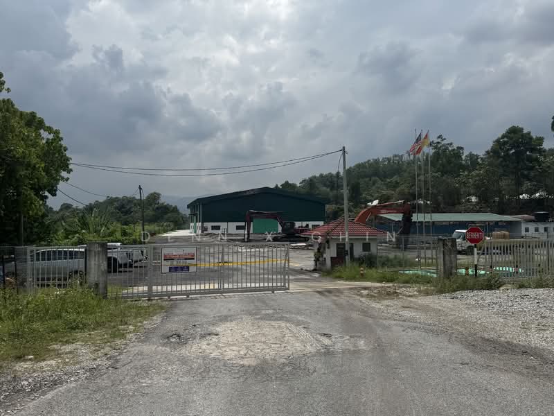 Gudang untuk Disewa di Batang Kali (Rawang) - Dennix Chin - Exterior - PropertyGuru.com.my