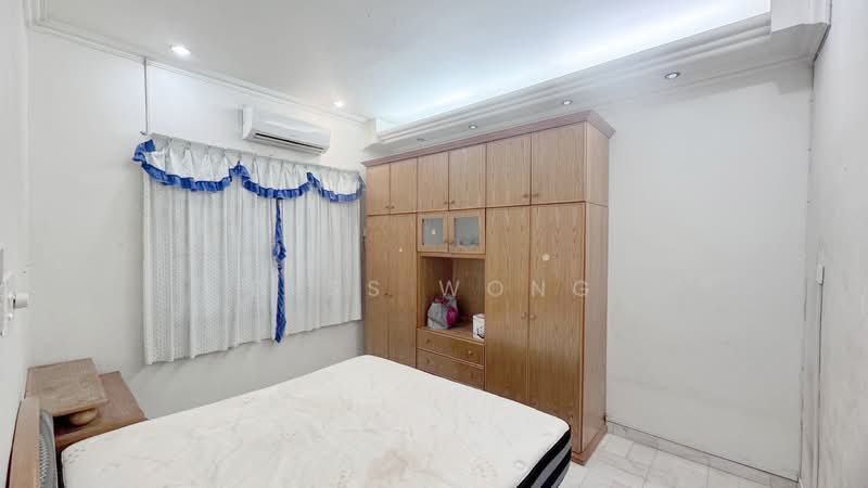 1-storey Terraced House for Sale in Taman Johor Jaya (Johor Bahru) - Bess Wong - Bedroom - PropertyGuru.com.my
