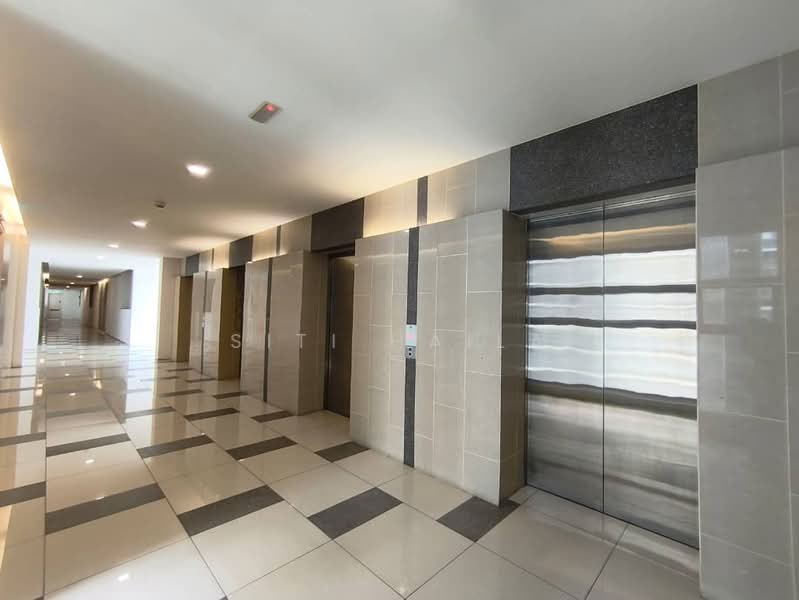 Condominium for Rent at Residensi Cyberjaya Lakefront - Siti Haila - Corridor - PropertyGuru.com.my