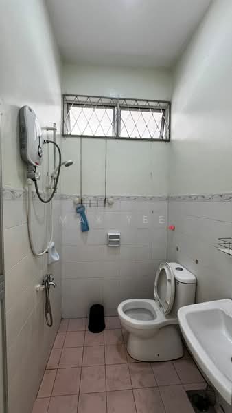 Rumah Teres 1 Tingkat untuk Disewa di Taman Senai Baru (Senai) - Max Yee - Bathroom - PropertyGuru.com.my