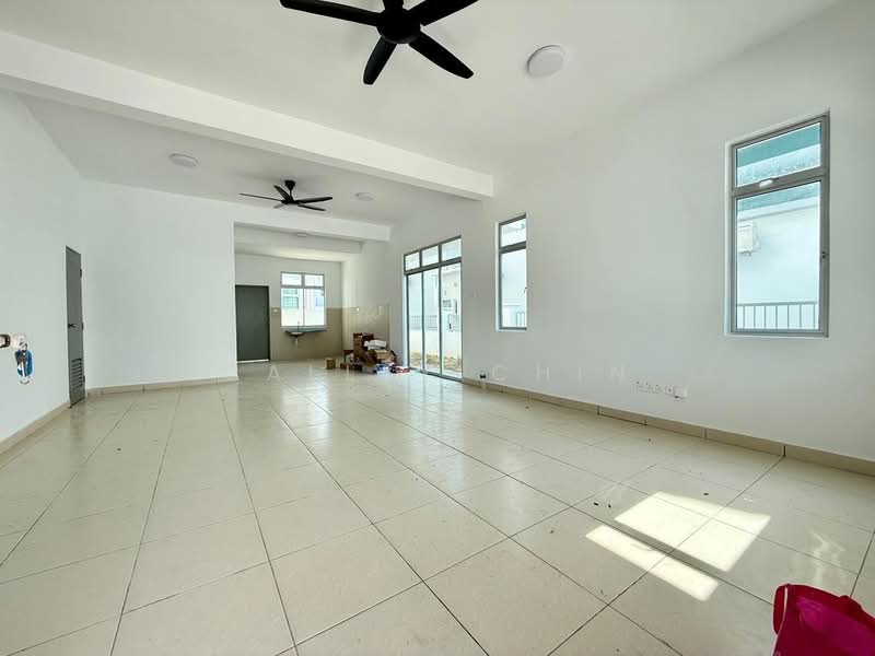 Cluster House for Rent in Iskandar Puteri (Nusajaya) (Johor) - Calley Chin - Living Room - PropertyGuru.com.my