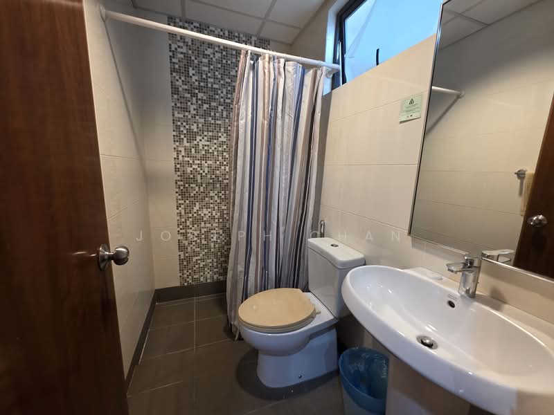 Servis Apartment untuk Dijual di Acappella Residences - Joseph Chan - Bathroom - PropertyGuru.com.my