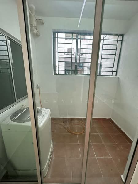 Servis Apartment untuk Disewa di OUG Parklane - Vincent Chye - Balcony - PropertyGuru.com.my