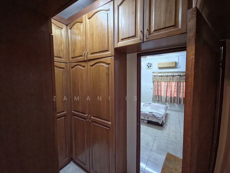Rumah Teres 2 Tingkat untuk Dijual di Bandar Utama Batang Kali (Batang Kali) - Zamani Ishak - Bedroom - PropertyGuru.com.my