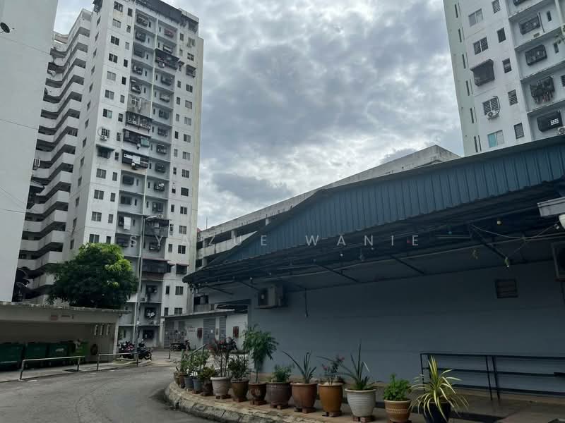 Apartment for Sale at Pangsapuri Permai - Syazue Wanie - Exterior - PropertyGuru.com.my