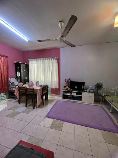 Apartment for Sale at Pangsapuri Permai - Syazue Wanie - Living Room - PropertyGuru.com.my