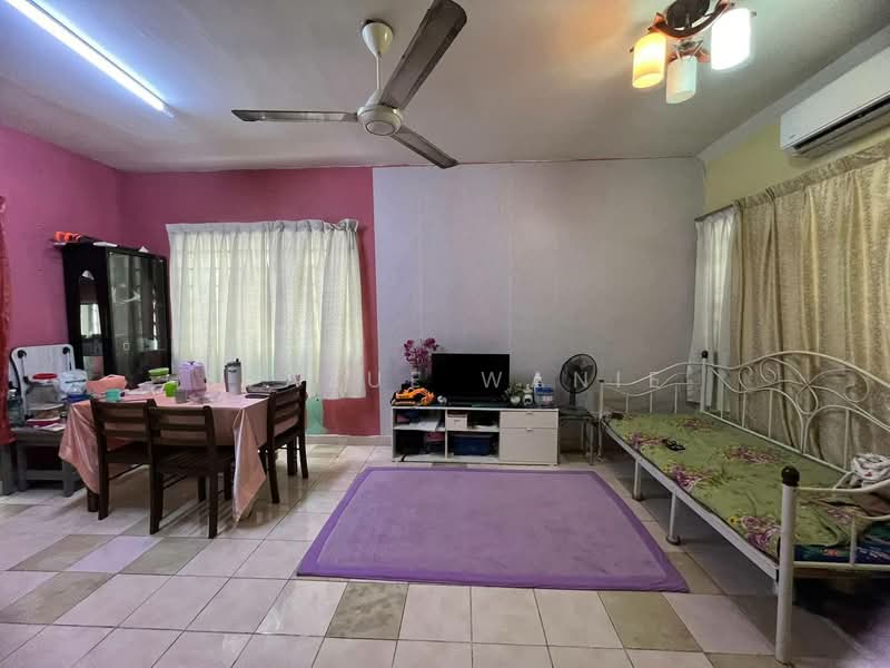 Apartment for Sale at Pangsapuri Permai - Syazue Wanie - Living Room - PropertyGuru.com.my
