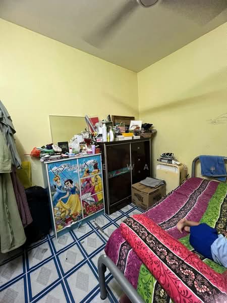 Apartment for Sale at Pangsapuri Permai - Syazue Wanie - Bedroom - PropertyGuru.com.my