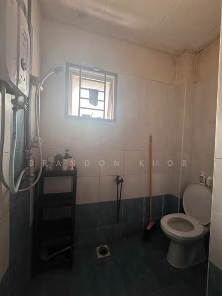 Rumah Teres 2 Tingkat untuk Dijual di Taman Ehsan Jaya (Ulu Tiram) - Brandon Khor - Bathroom - PropertyGuru.com.my