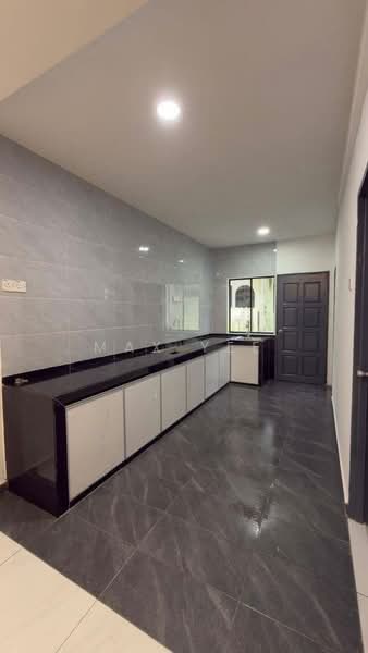 2-storey Terraced House for Sale in Kelapa Sawit (Kulai) - Max Yee - Kitchen - PropertyGuru.com.my