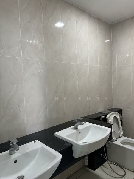 Service Residence for Rent at Paragon Residences @ Straits View - Regina Khor - Bathroom - PropertyGuru.com.my
