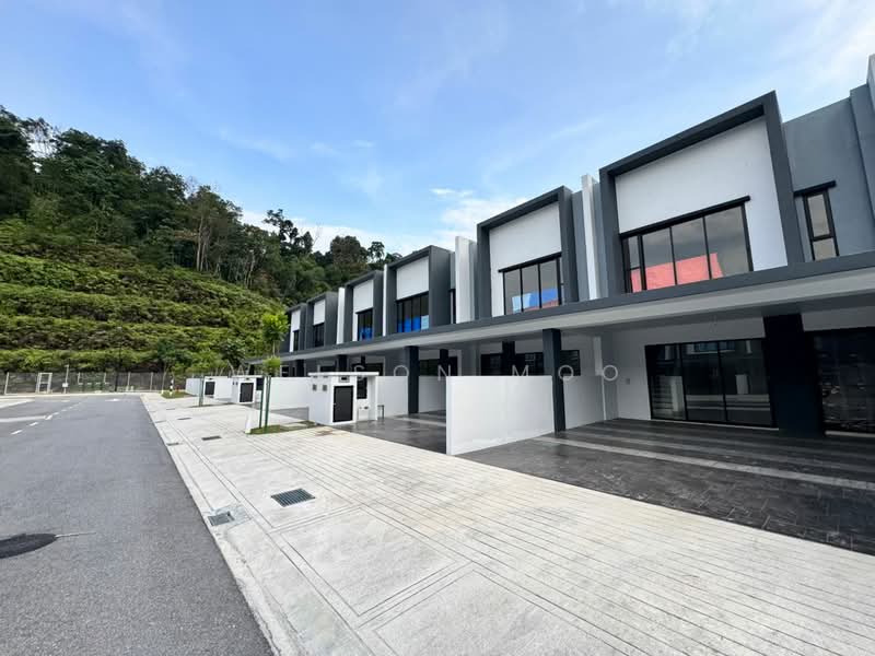 2-storey Terraced House for Sale in Ulu Kelang (Selangor) - Welson Moo - Exterior - PropertyGuru.com.my
