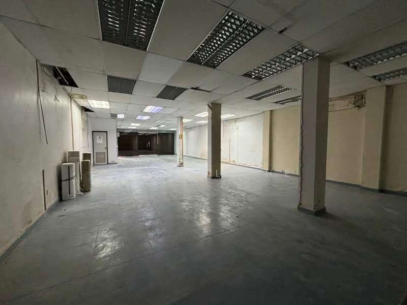 Shop / Office for Rent in Taman Pelangi (Johor Bahru) - Michelle He - Interior - PropertyGuru.com.my