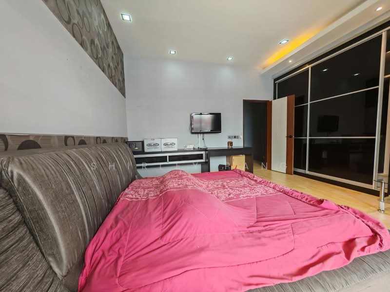 2-storey Terraced House for Sale in Setia Eco Gardens (Gelang Patah) - Shirley Pang - Bedroom - PropertyGuru.com.my