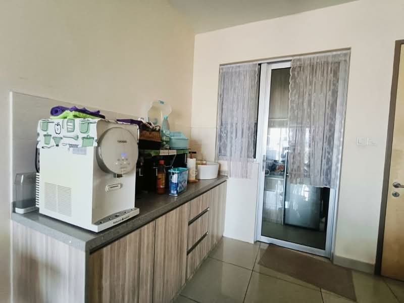 Servis Apartment untuk Dijual di Platinum Lake PV 21 - Eling Loo - Kitchen - PropertyGuru.com.my