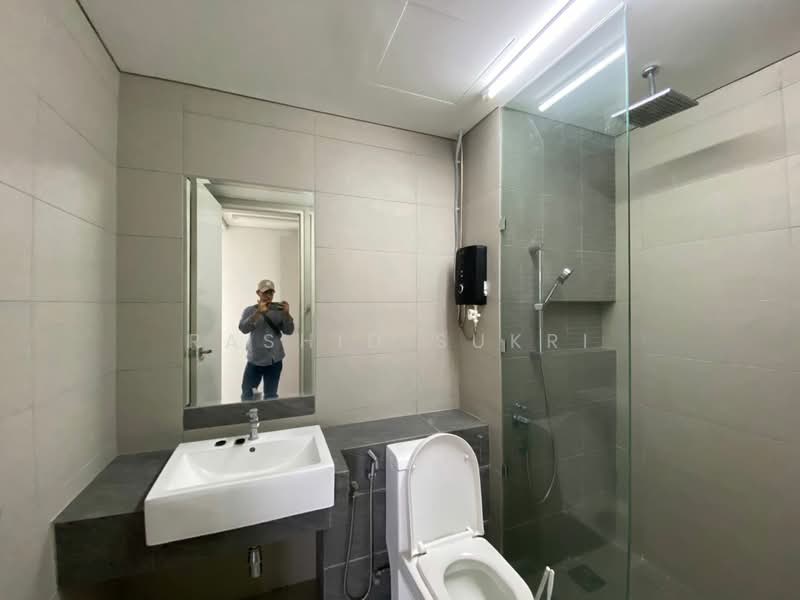 Kondominium untuk Disewa di Serini Melawati - Rashid Sukri - Bathroom - PropertyGuru.com.my