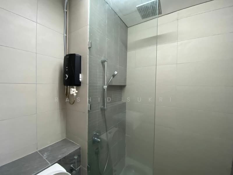 Kondominium untuk Disewa di Serini Melawati - Rashid Sukri - Bathroom - PropertyGuru.com.my