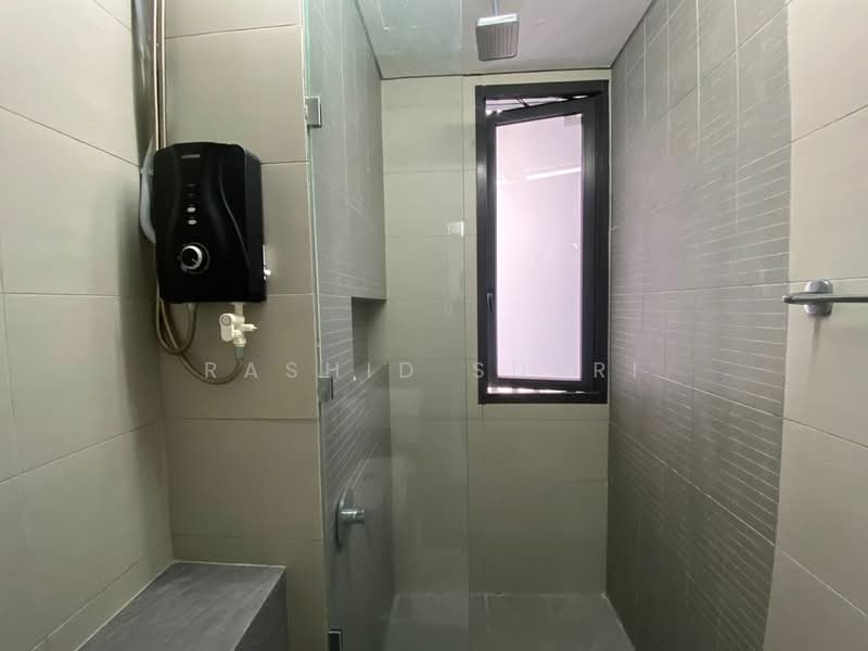Kondominium untuk Disewa di Serini Melawati - Rashid Sukri - Bathroom - PropertyGuru.com.my