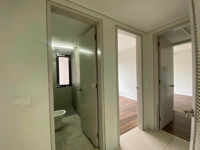 Kondominium untuk Disewa di Serini Melawati - Rashid Sukri - Bathroom - PropertyGuru.com.my