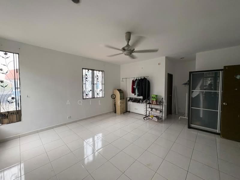 Semi-Detached House for Sale in Kapar (Selangor) - Aqil Kamal - PropertyGuru.com.my