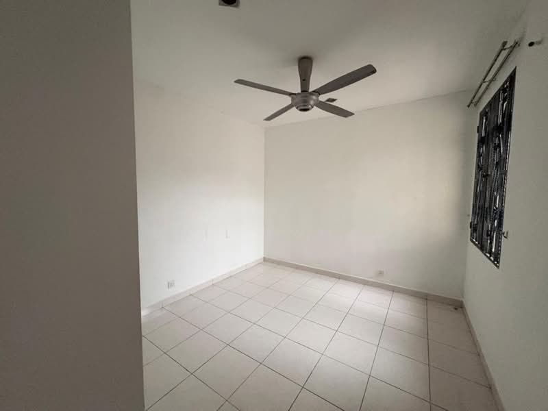 Semi-Detached House for Sale in Kapar (Selangor) - Aqil Kamal - PropertyGuru.com.my