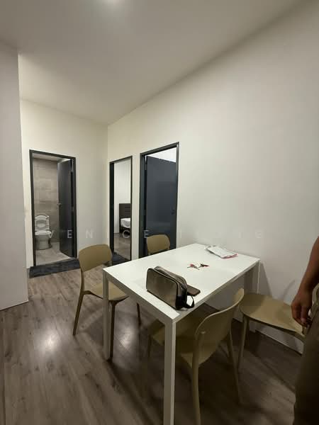 Servis Apartment untuk Disewa di Altris Residences @ The Quartz WM - Venice Tiong - Bathroom - PropertyGuru.com.my