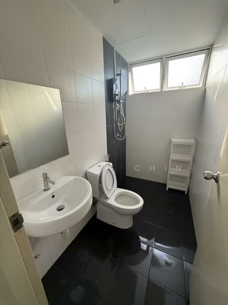 Service Residence for Rent at Pacific Place - Winnie Chin - Bathroom - PropertyGuru.com.my