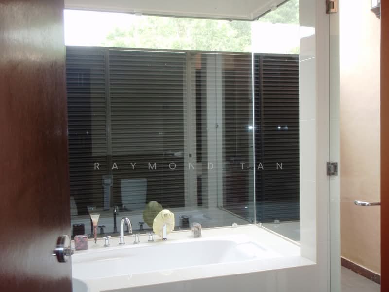 Semi-Detached House for Sale in Petaling Jaya (Selangor) - Raymond Tan - Bathroom - PropertyGuru.com.my