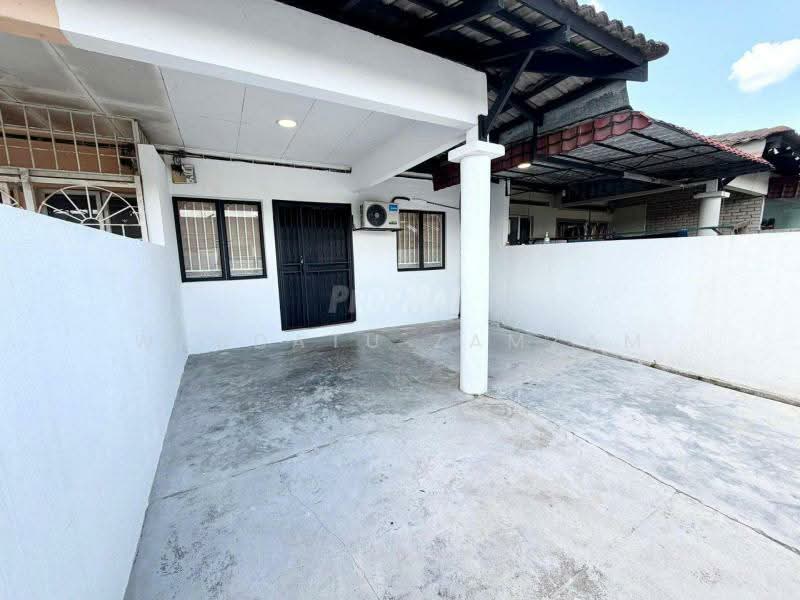 Rumah Teres 1 Tingkat untuk Dijual di Eco Majestic (Semenyih) - Wardatu Zamzam - Exterior - PropertyGuru.com.my