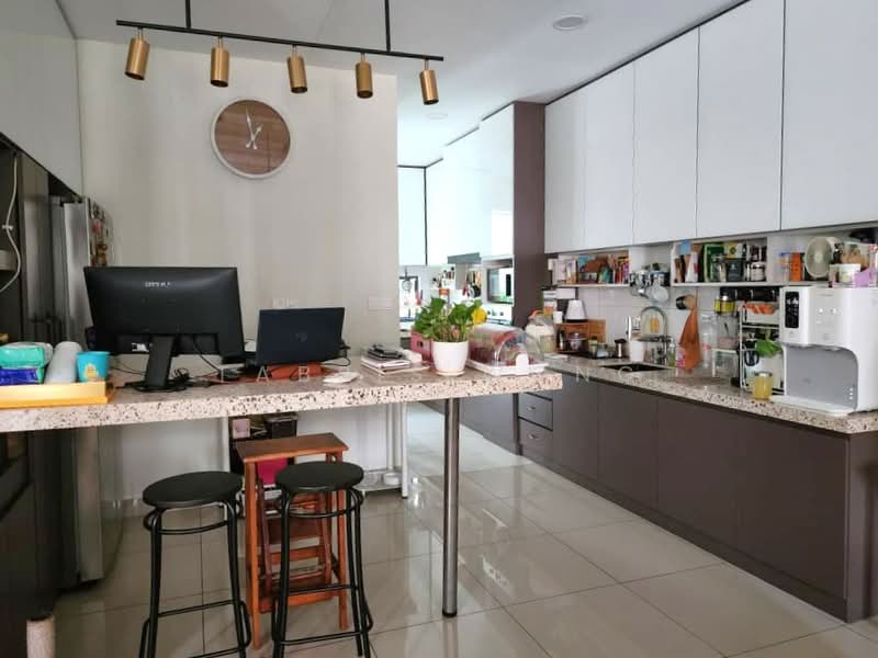3-storey Terraced House for Sale in Kota Kemuning (Shah Alam) - Tabris Wong - Kitchen - PropertyGuru.com.my