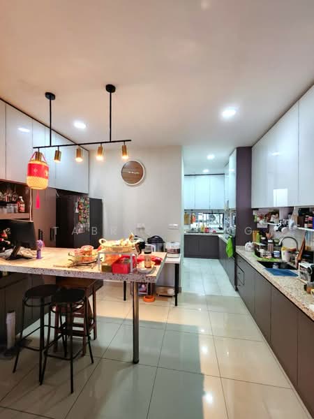 3-storey Terraced House for Sale in Kota Kemuning (Shah Alam) - Tabris Wong - Kitchen - PropertyGuru.com.my