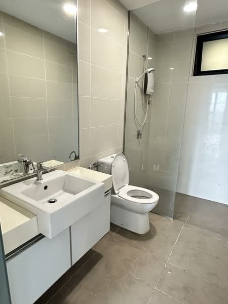 Service Residence for Rent at Southkey Mosaic - June Lim - Bathroom - PropertyGuru.com.my