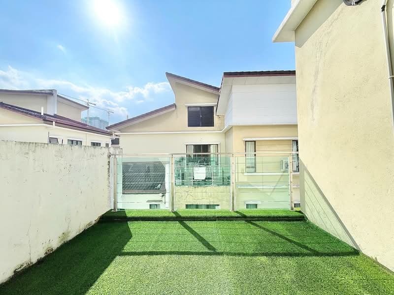 Rumah Berkembar untuk Dijual di Taman Tropika 2 (Kajang) - Fauzi Abdullah - Exterior - PropertyGuru.com.my