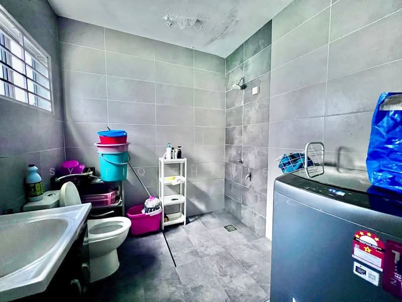 Terraced House for Sale in Petaling Jaya (Selangor) - Syafiq Sharifudin - Bathroom - PropertyGuru.com.my